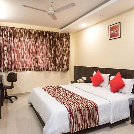 Hotel City Point Dadar Mumbai Exterior foto