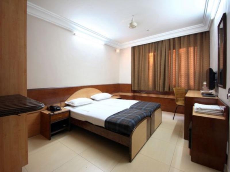Hotel City Point Dadar Mumbai Exterior foto