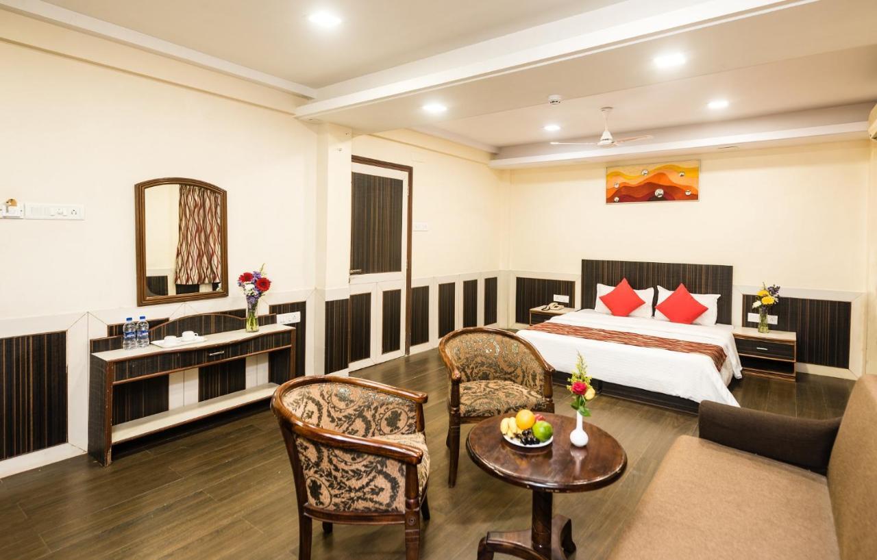 Hotel City Point Dadar Mumbai Exterior foto